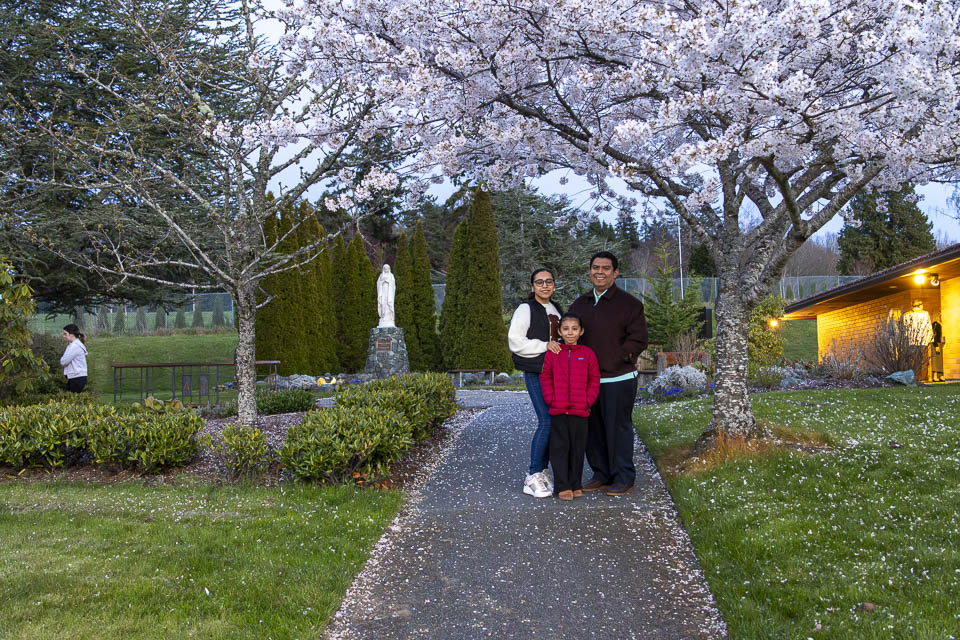 2026-StMary-EasterVigil (16 of 215).jpg